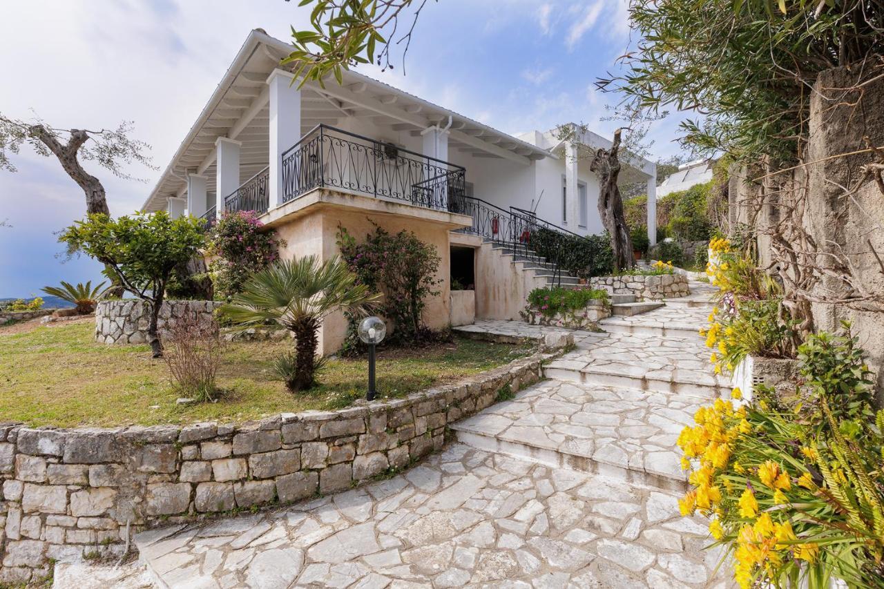 Katerina Horizon Apartments By Konnect - 1,8Km From Ipsos Beach エクステリア 写真
