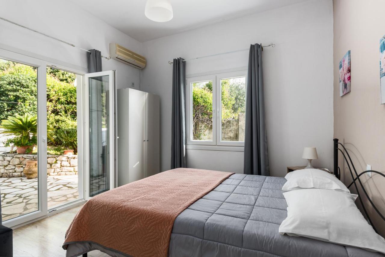 Katerina Horizon Apartments By Konnect - 1,8Km From Ipsos Beach エクステリア 写真